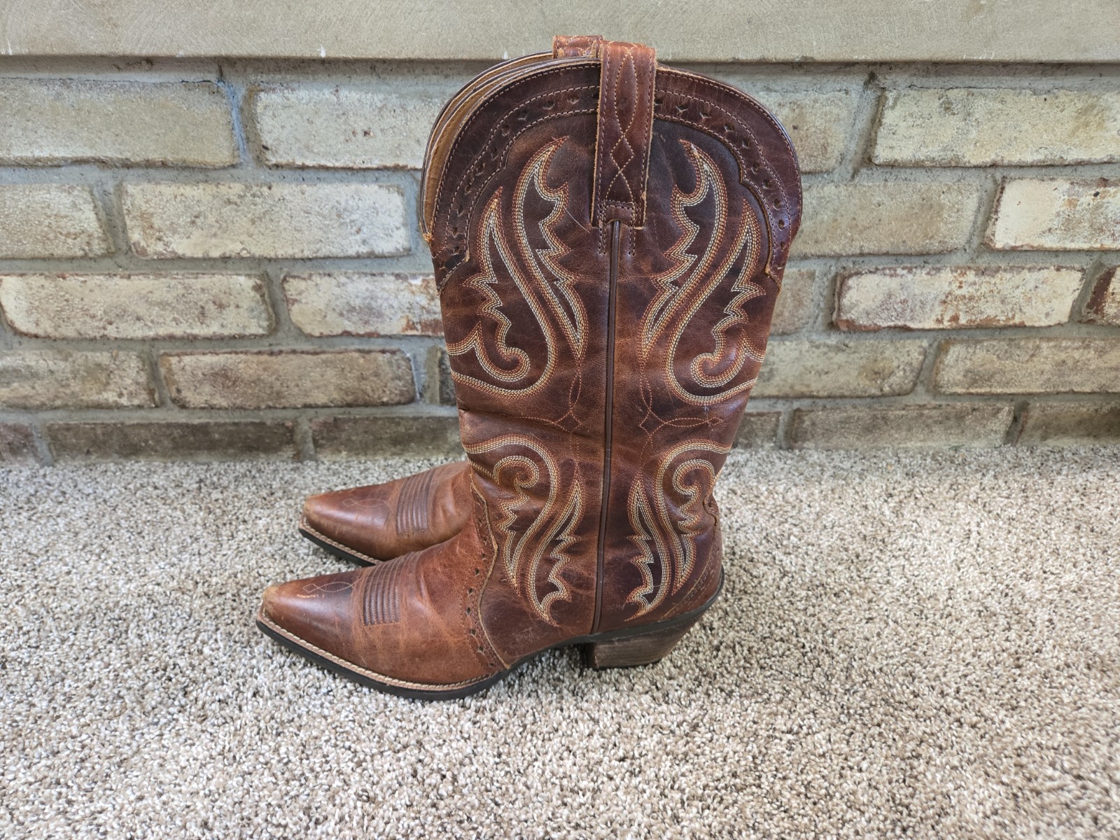 Ariat ATS Brown Leather Western Cowboy Boots Womans Sz 9.5B 10005908 Snip Toe