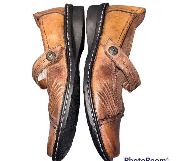 Earth Spirit Tabitha Shoes Brown Comfort Leather Right Shoe Sz 7 Left Shoe Sz 8