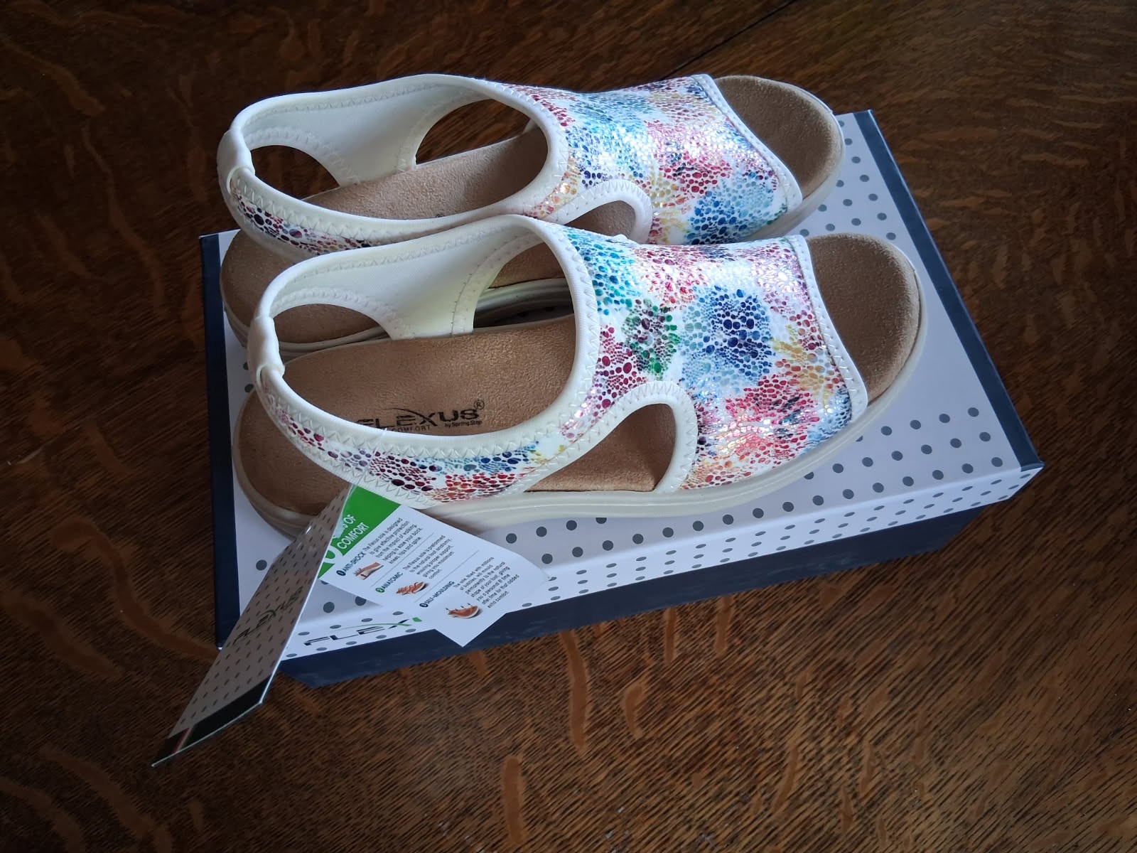 Flexus By Spring Step Pokera-WM White Multi Sandal 6. 5M 7M New With Box