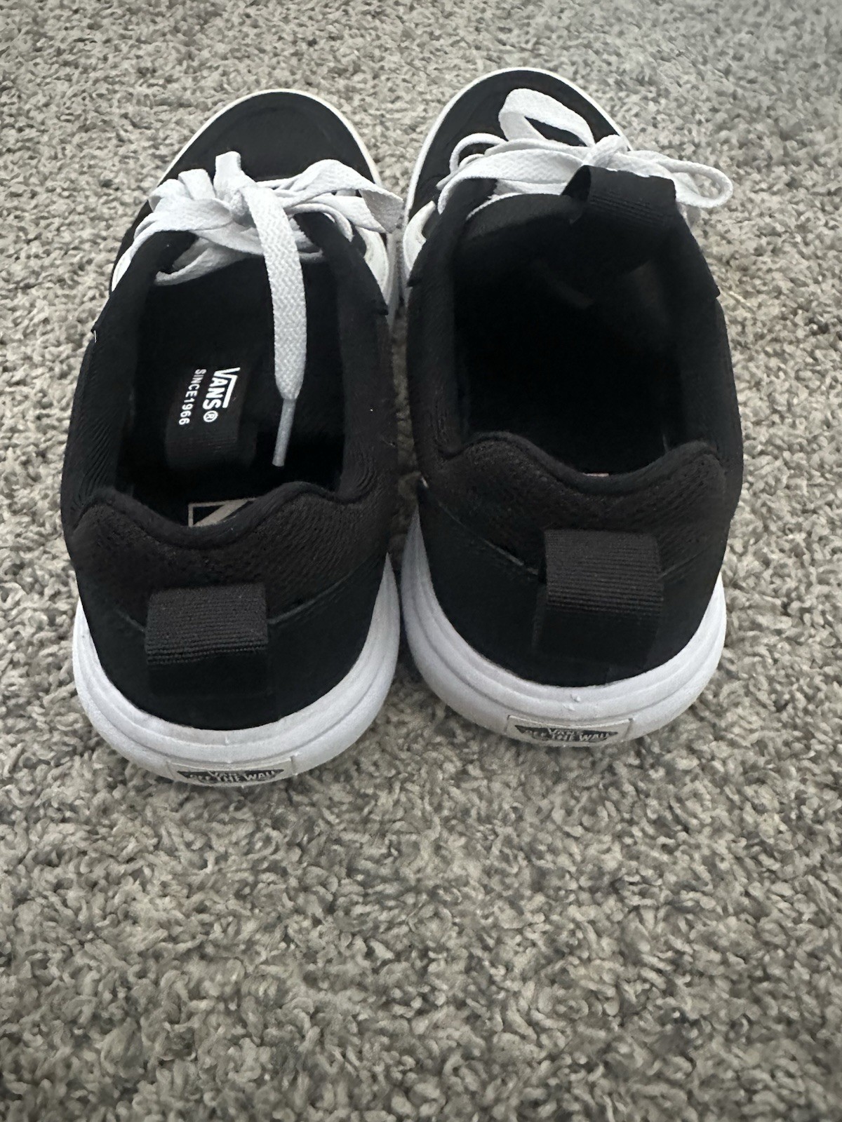 VANS Women’s Low Top Lace Up Sneakers Black/White with Logo Accent
