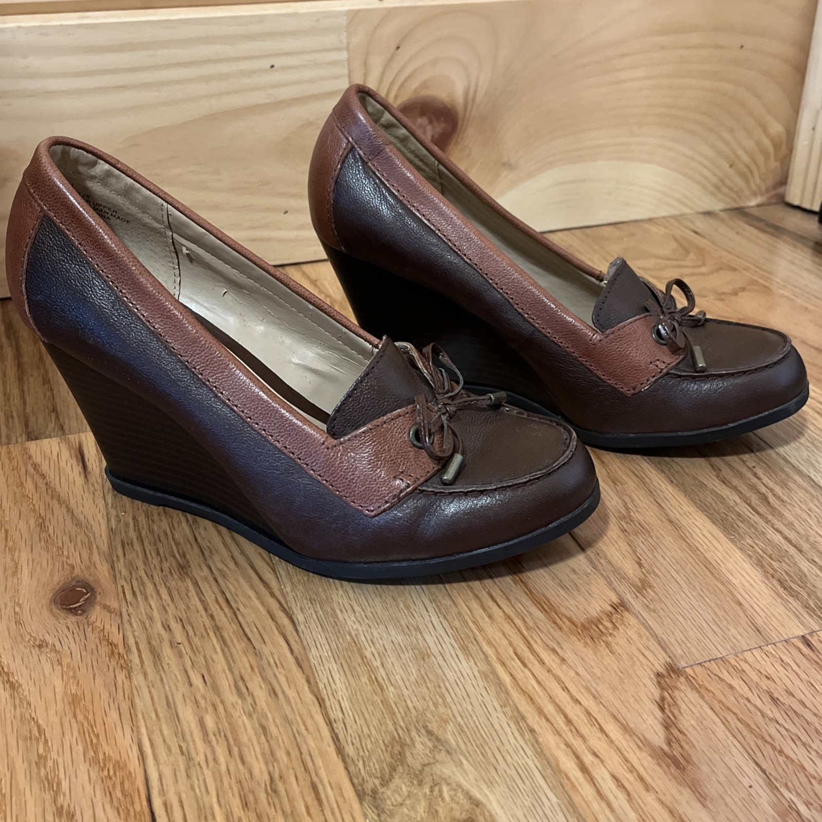 Liz & Co woman’s wedge shoe 8 Vintage Librarian Classic Preppy