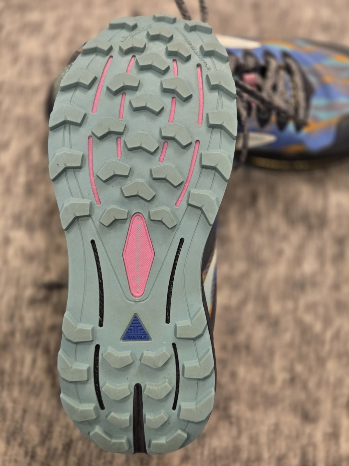Brooks Cascadia 16 Trail Running Shoes Limited Edition Eclipse/Marina Womens 7.5