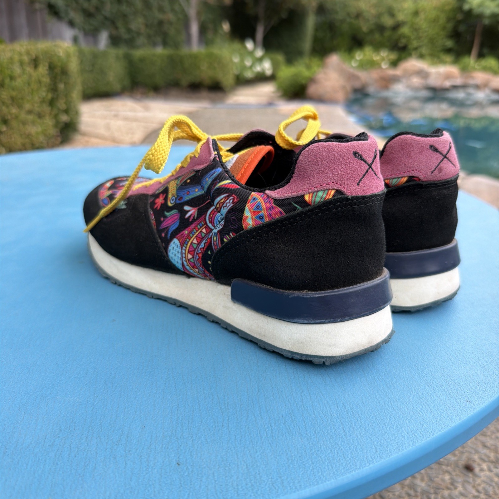 Women’s Inkkas Tennis Shoes Size 7
