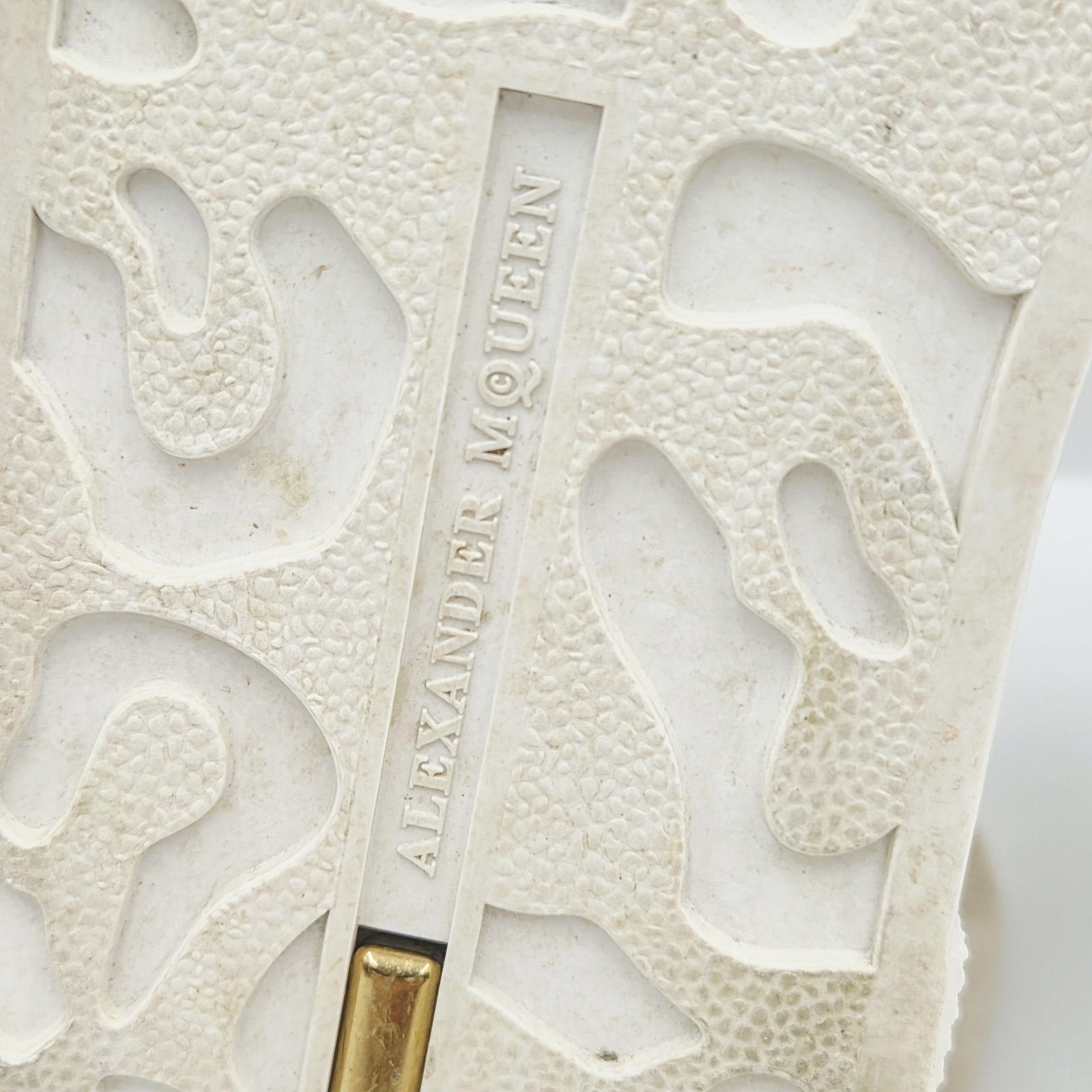 Alexander McQueen Shoes Womens US 8 Cream Floral Embroidered Leather Sneaker