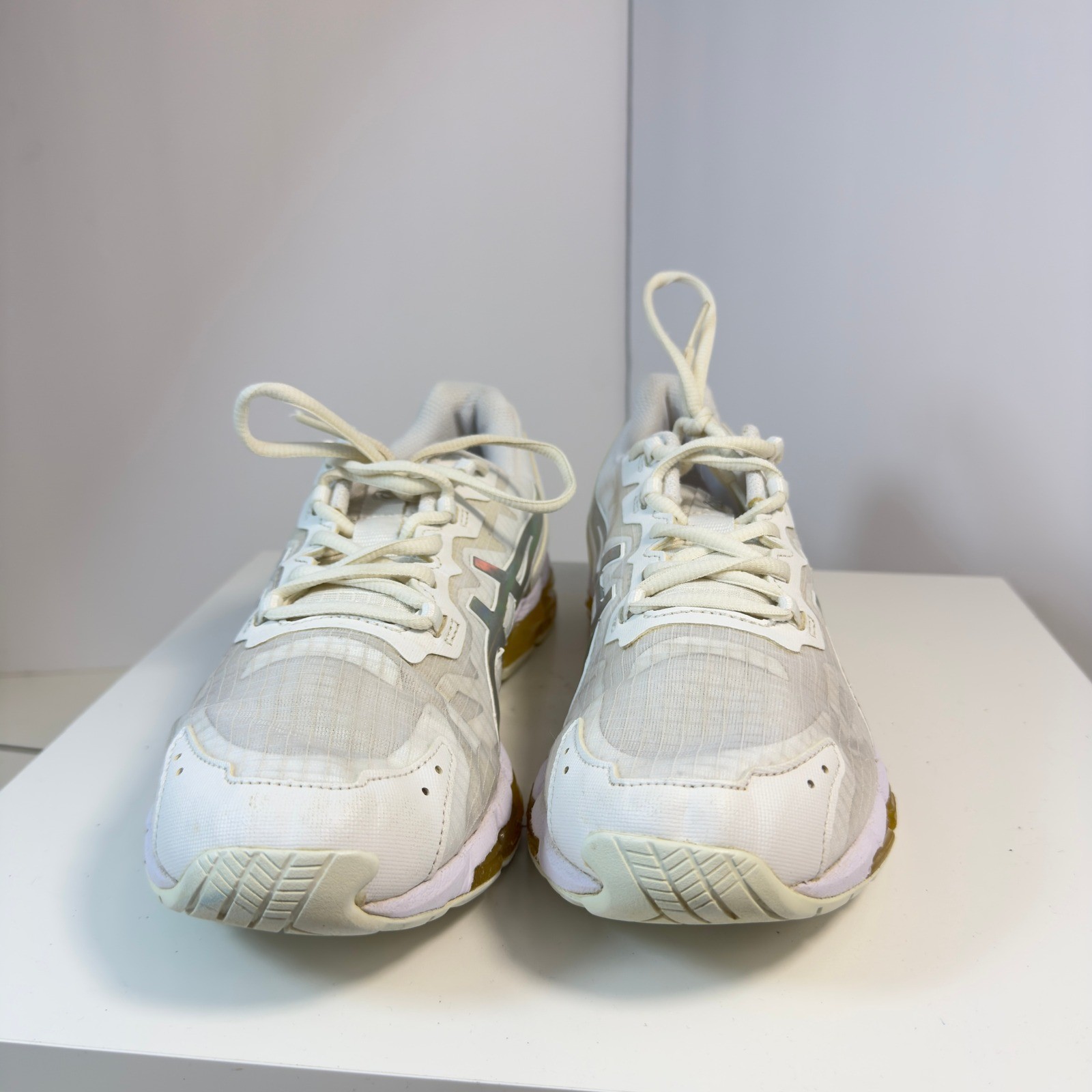ASICS Women’s Gel-Quantum 360 6 White Gold Running Shoes Size 9.5 1202A297