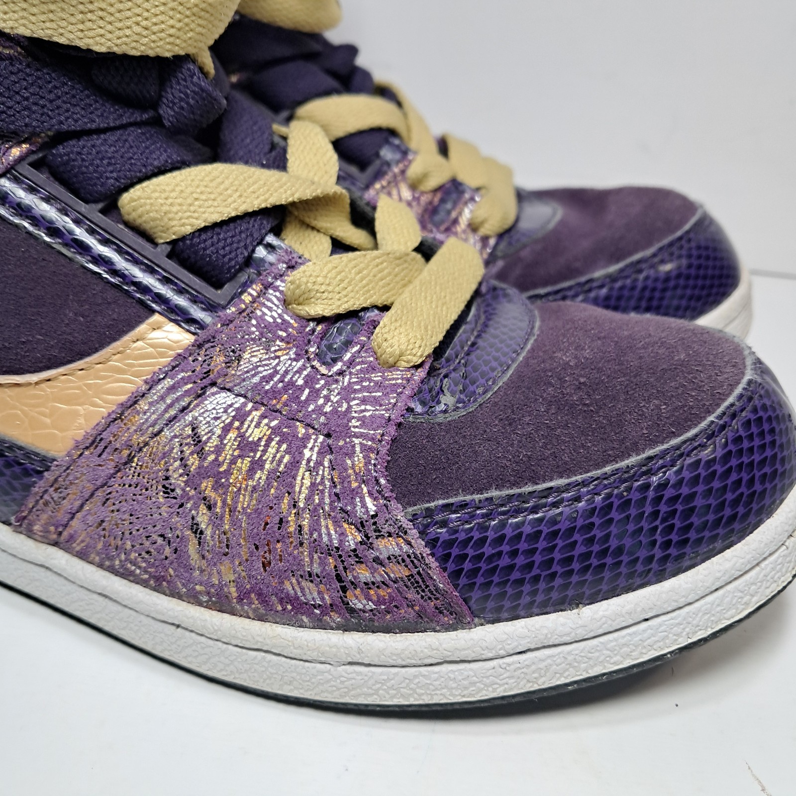 Vintage ETNIES High Top Skater Shoes Size 6.5 Ollie King, Purple & Gold