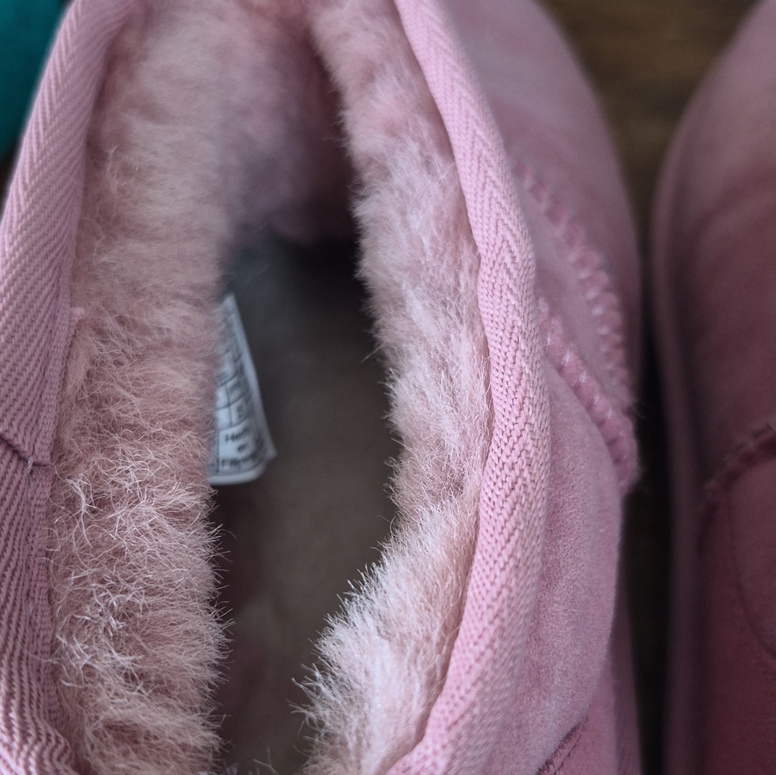 UGG Classic Ultra Mini Pink Suede Sheepskin Lined Ankle Bootie Round Toe 8