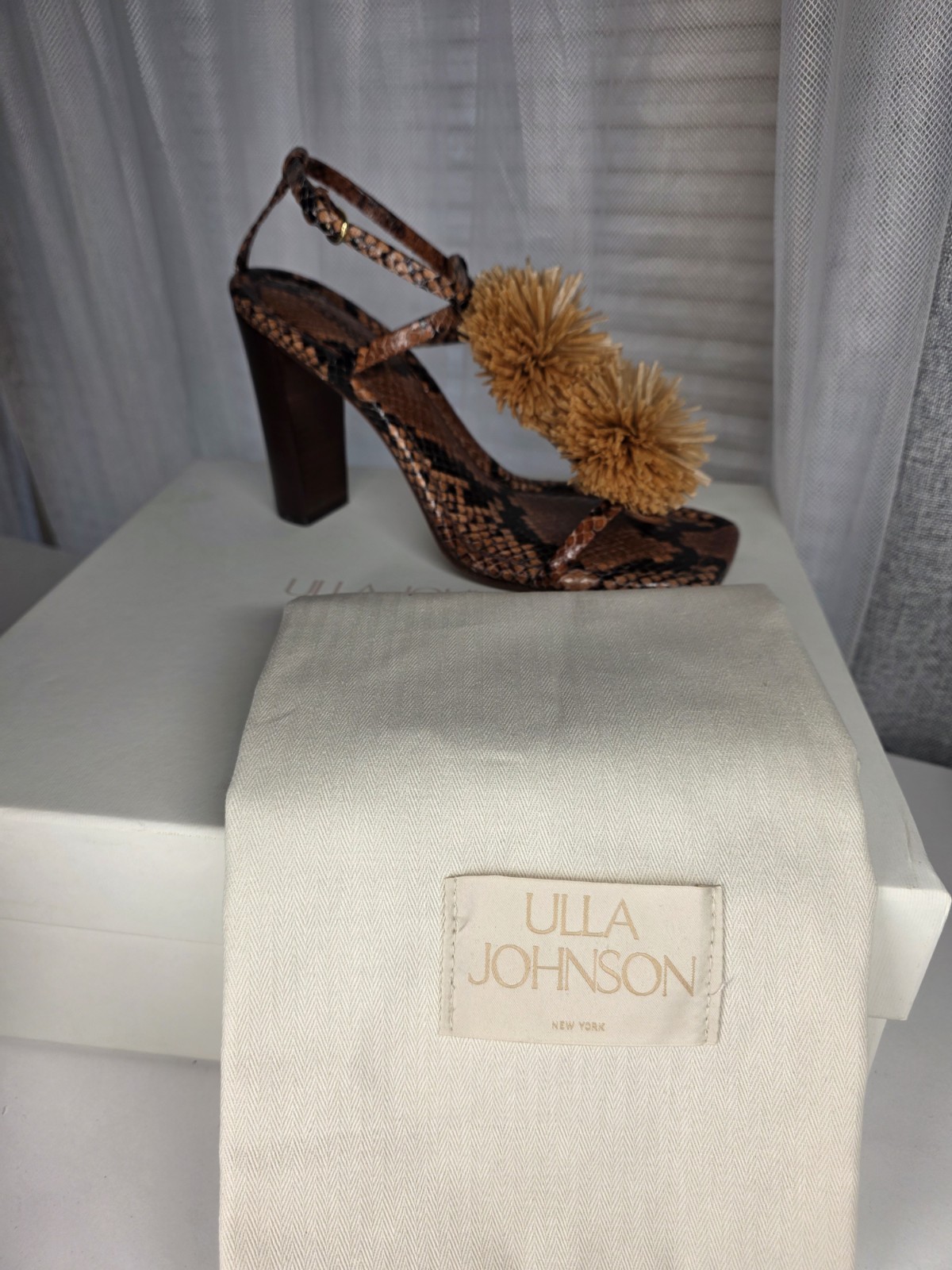 Ulla Johnson Isolde Python Raffia Pom Pom Sandals Heels NIB Size US9 (39)