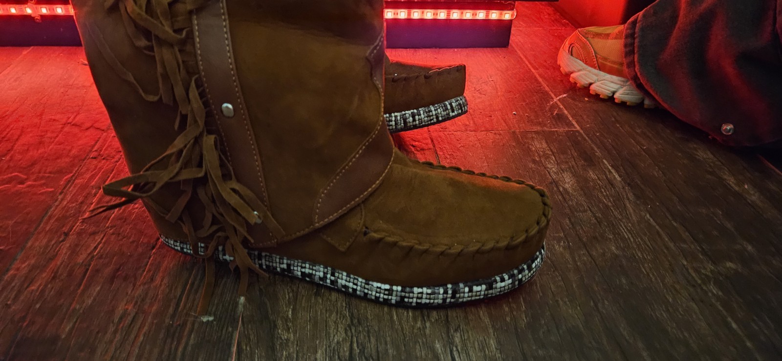 Women’s Flat Knee High Boots with Tassels And Rivets for Casual Wear Size 7.5