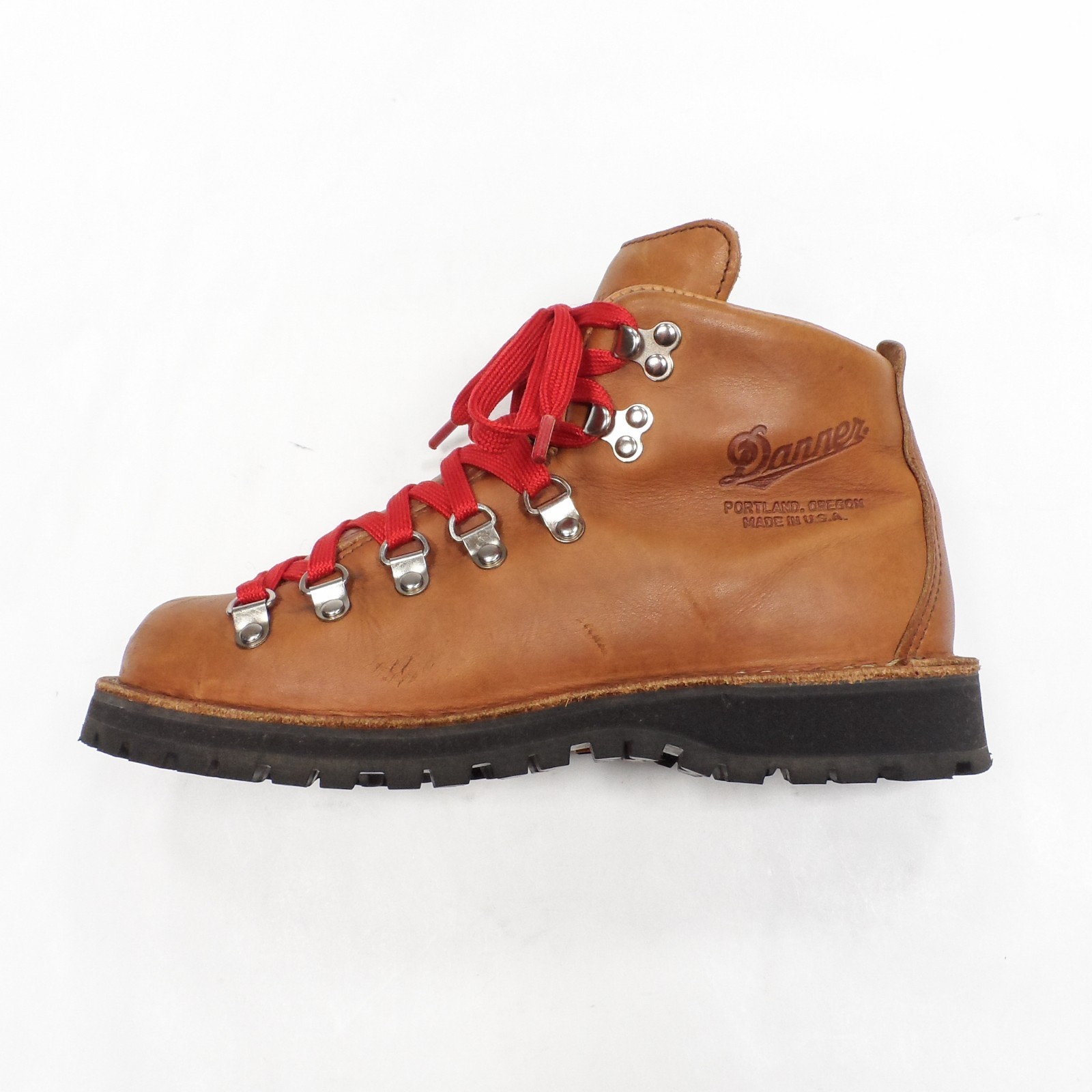 Danner ‘Mountain Light Cascade’ Brown Lug Sole Hiking Ankle Boots – Women’s 7 M