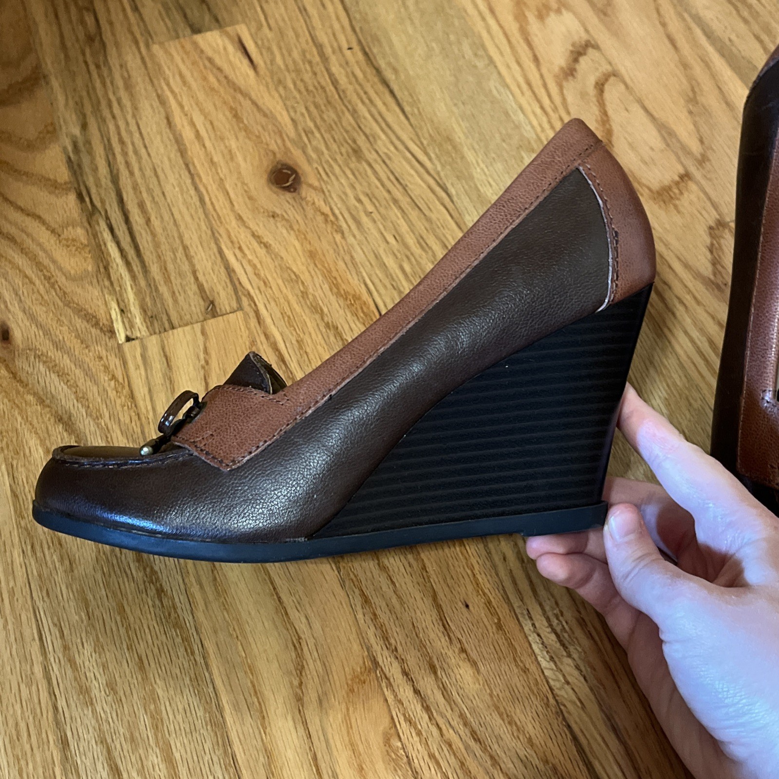 Liz & Co woman’s wedge shoe 8 Vintage Librarian Classic Preppy