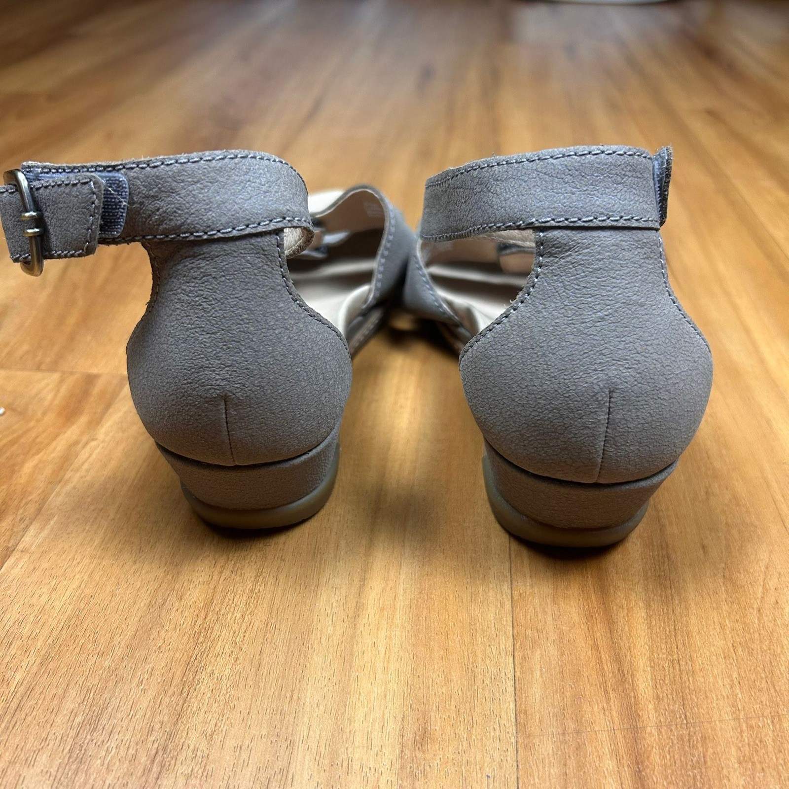 Dansko Gray Leather Wedge Sandals Womens Size EU 36 Ankle Strap Comfort