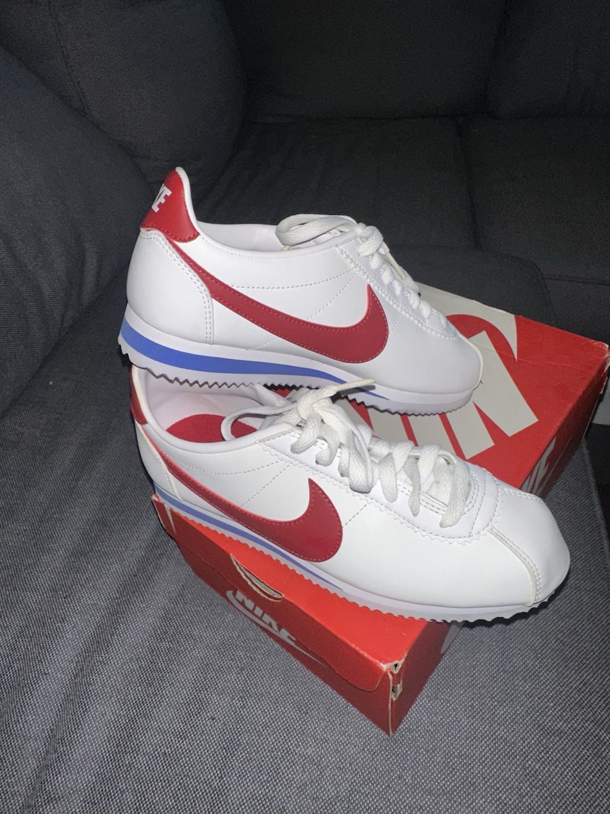 Nike Cortez Leather Low Top Lace-Up Sneakers White/Red Style 807471-103