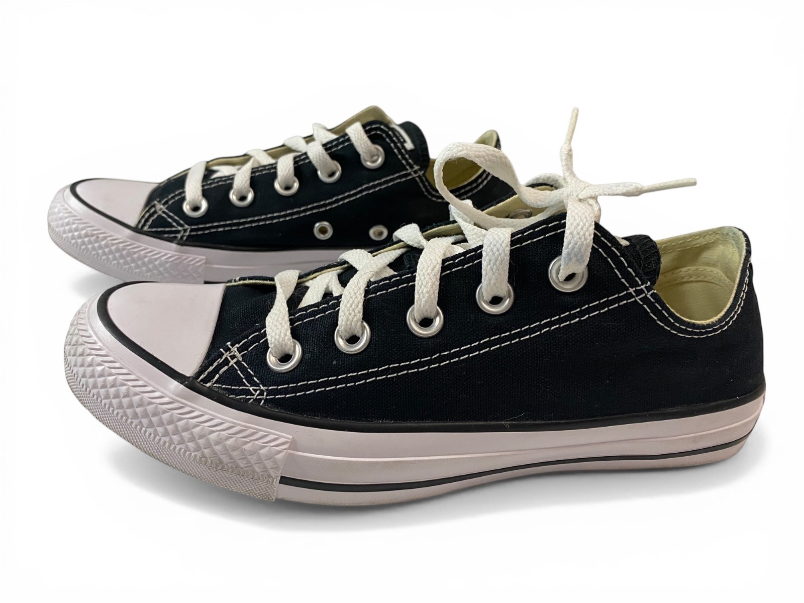 Converse All Star Low Black White Sneakers Mens 4 Womens 6 Chuck Taylor Shoes