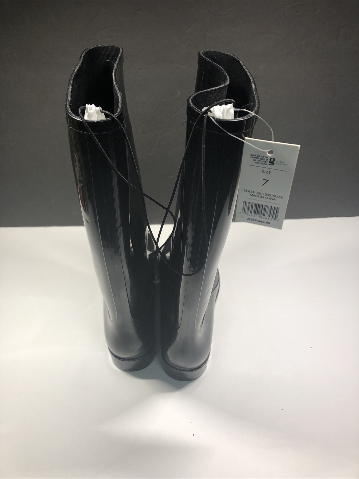 Via Rosa Women’s Basic Rain Boot Black Size 7 NWT