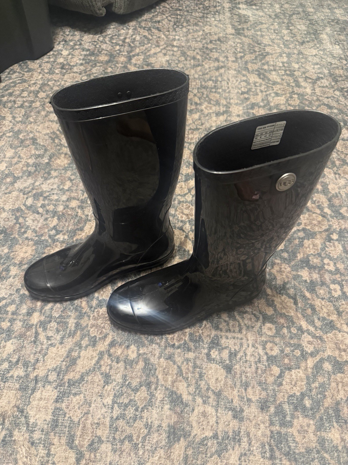 UGG Womens Shaye 1012350 Black Rubber Round Toe Pull-On Rain Boots Size 10