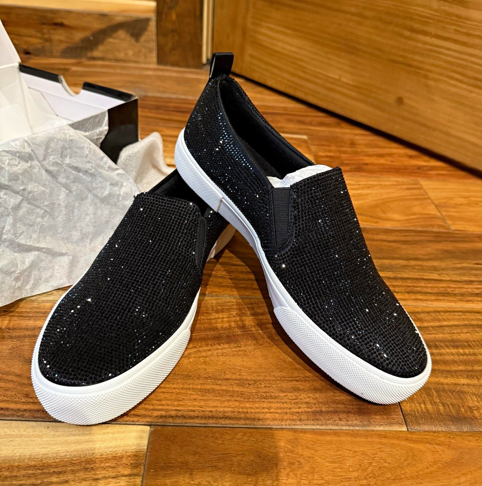 Jessica Simpson Women’s Black Glitter Slip-On Low Top Sneakers Size 9.5