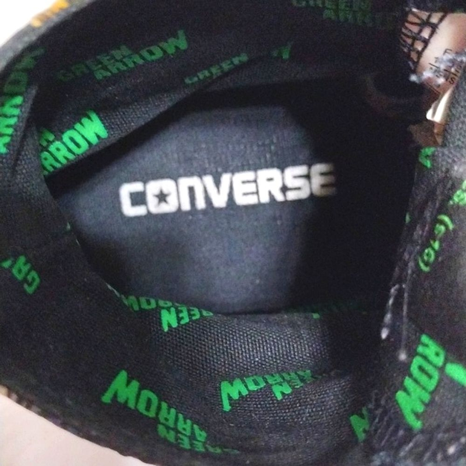 DC Comics Converse Green Arrow Superhero High Top Sneakers Unisex Men 6, Women 8
