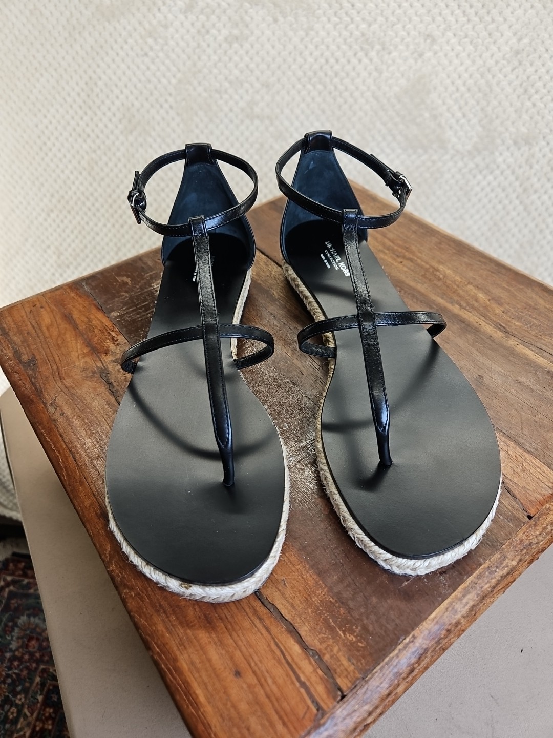 Michael Kors RunwY Collection Minimalist Sandal Blk Leather Jute Trim Sz 39 NWOB