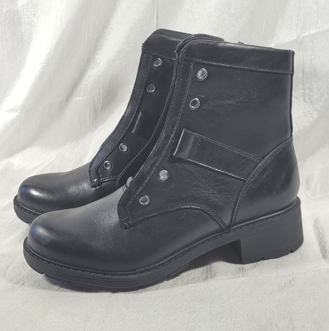 Clarks Collection Women’s Leather Lace-Up Side Zip Hearth Parker Boots Black 9M