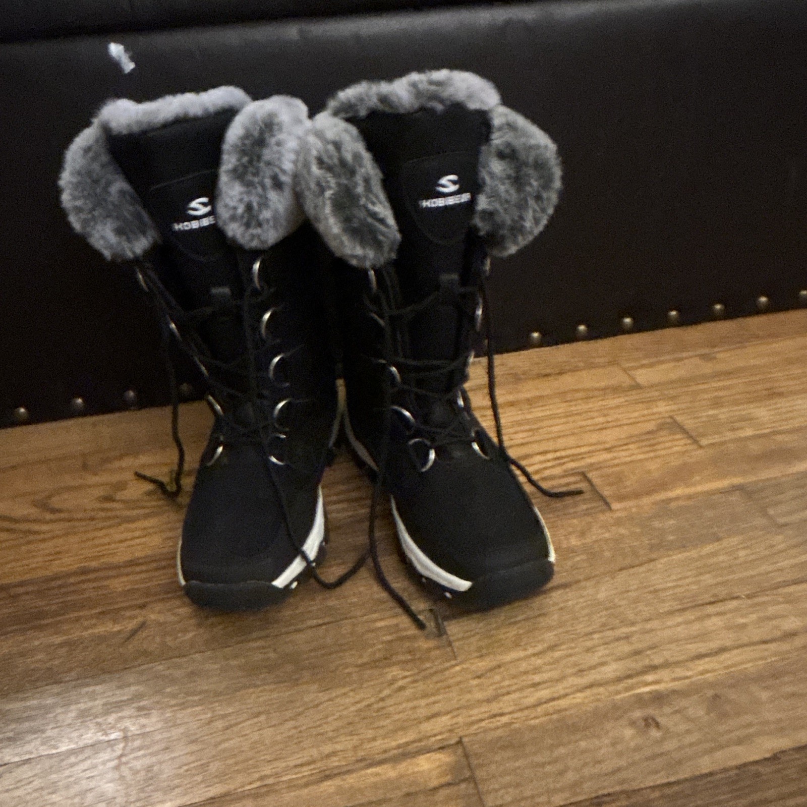 HOBIBEAR Women’s Mid-Calf Lace-Up Snow Boots Black/Gray Faux Fur Trim