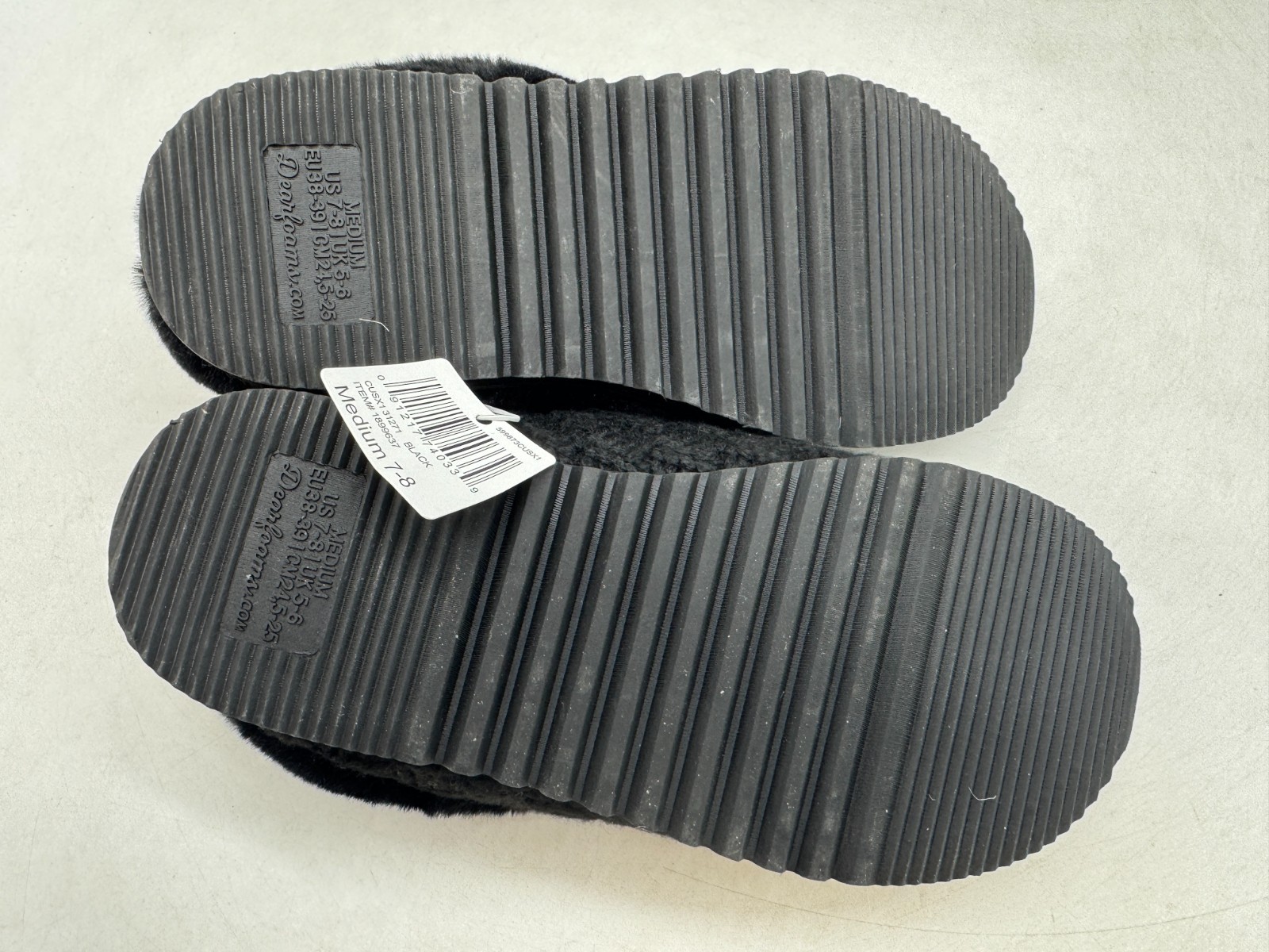 Dearfoams Slippers Women’s Black Knit Lined Slip-On Closed Toe – Medium (7-8)