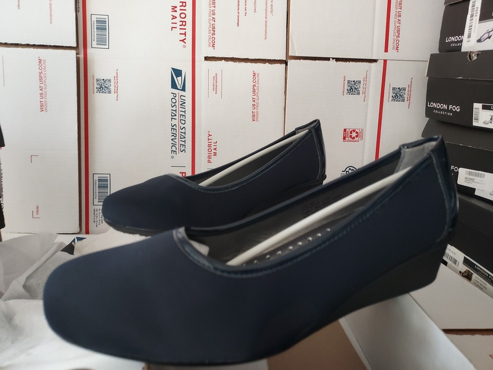 LONDON FOG Chester NAVY BLUE Neoprene Dress Wedge womens size 10 M, #trl8