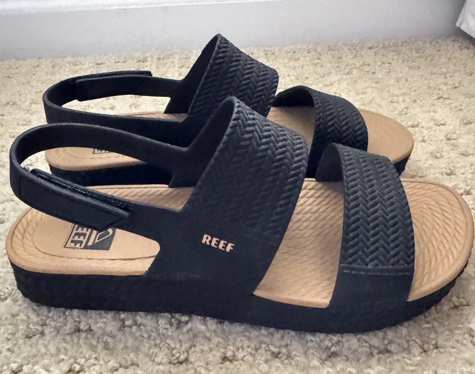 Reef Water Vista Sandals Womens Sz 7 Black Tan