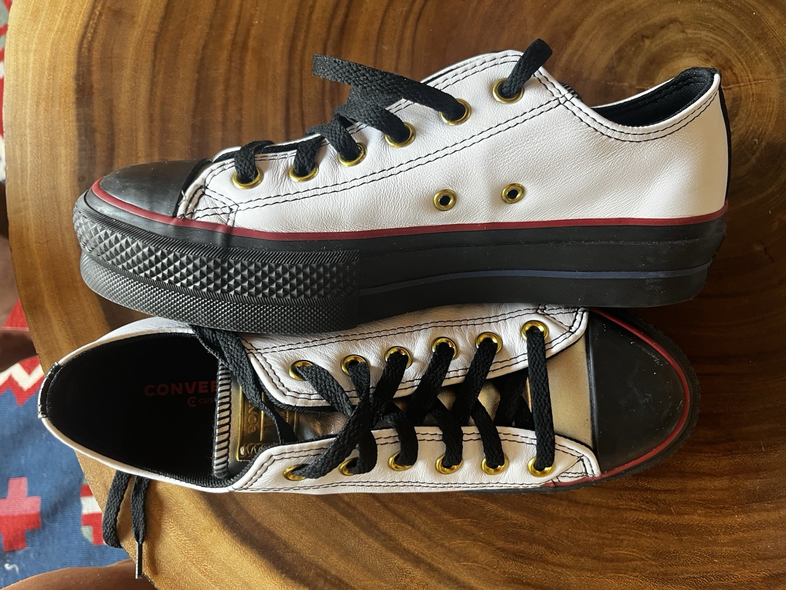Converse Chuck Taylor All Star. Custom made. White. Genuine Leather. W 8.5 -M6.5