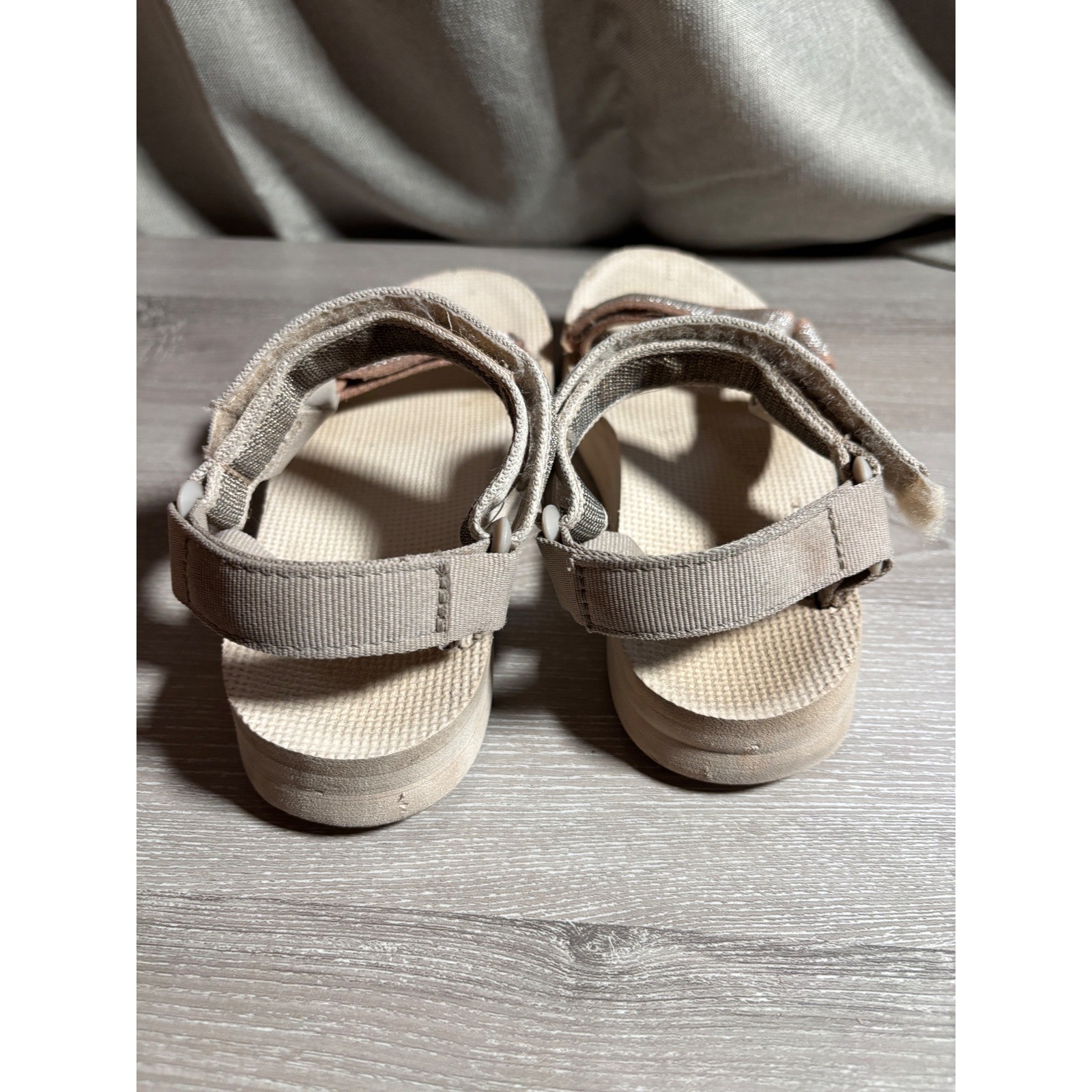 Teva Midform Universal Metallic Champagne Beige Platform Sandals Womens