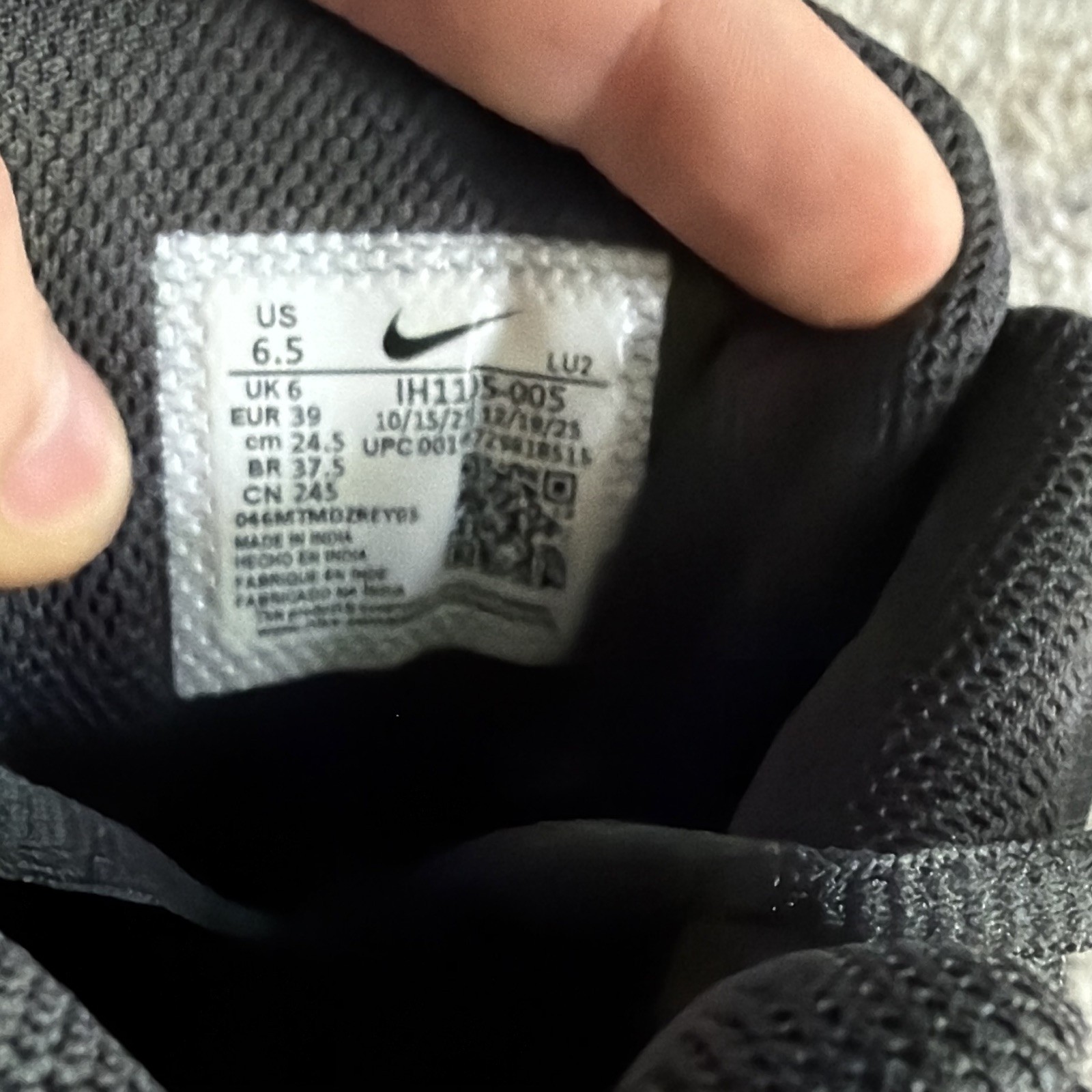 Nike Women’s Mid Top Basketball Sneakers Lace-Up Black/Gray IH1155-005