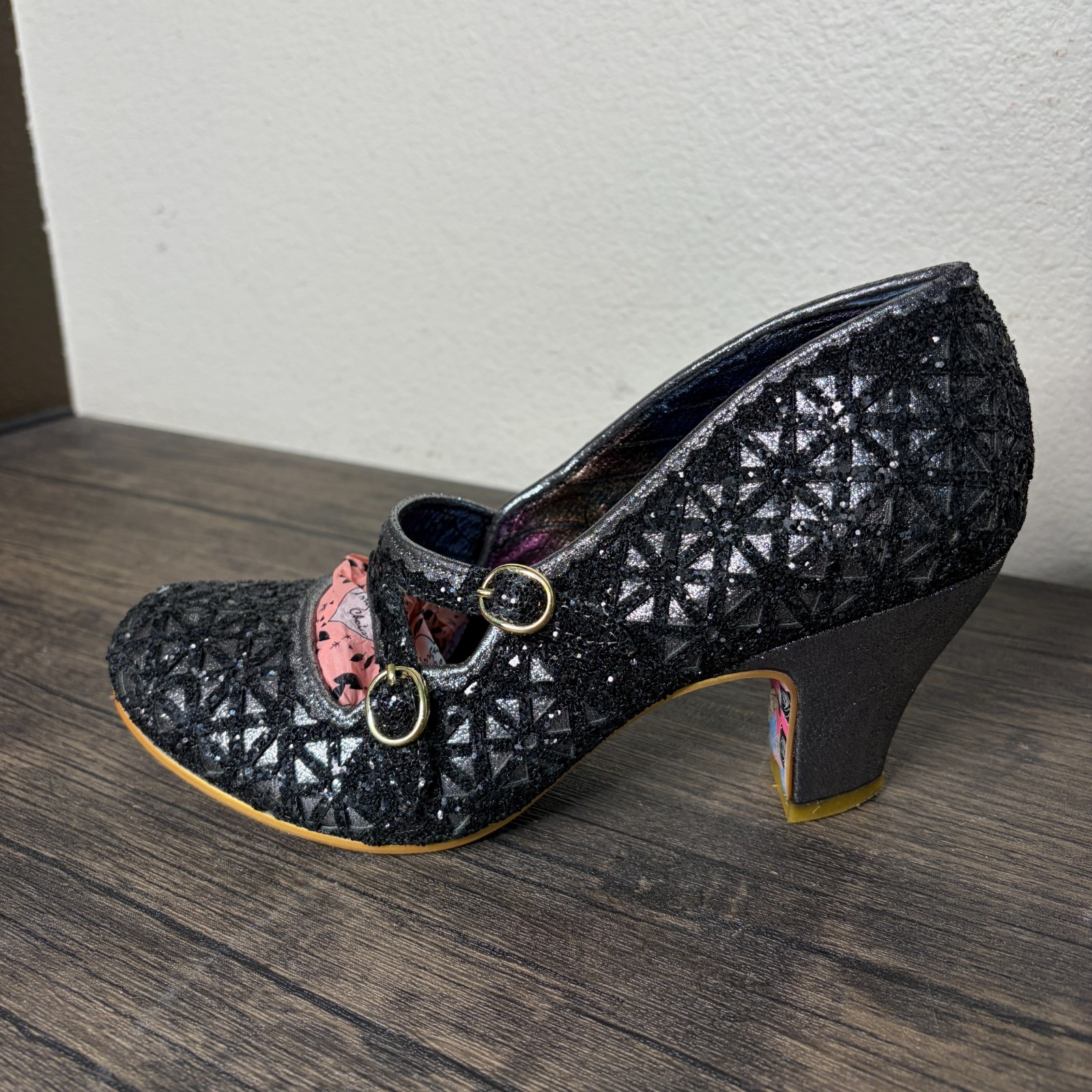 IRREGULAR CHOICE Glitter Mary Janes Heels Pumps Size 6.5 Dazzle Dance Black 5130