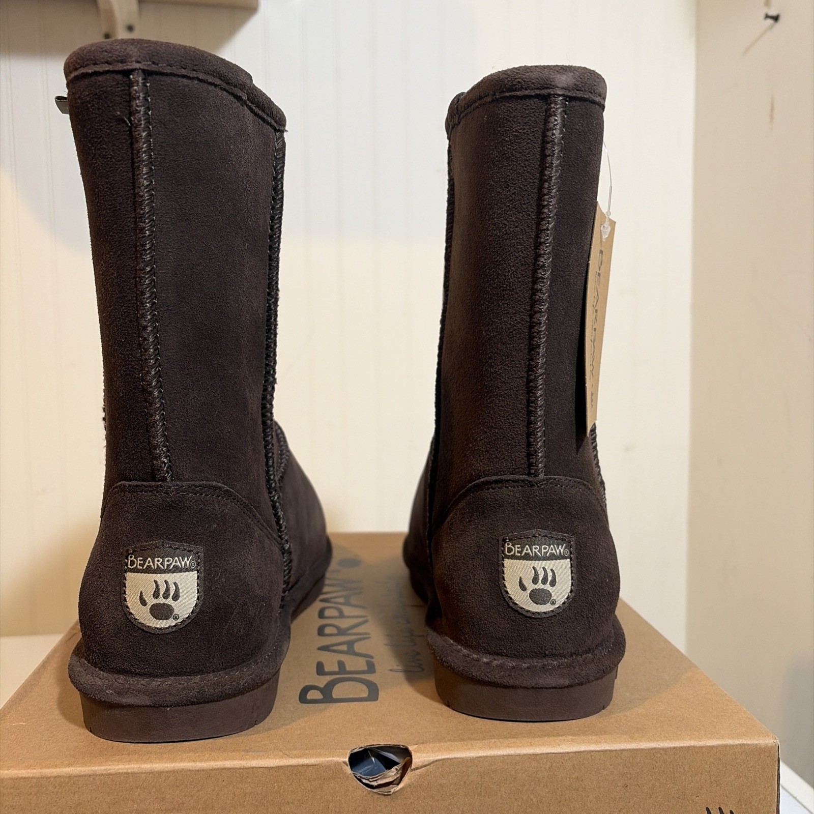 BEARPAW 608 W Emma Short Hickory Womens Casual BOOTS Size 10