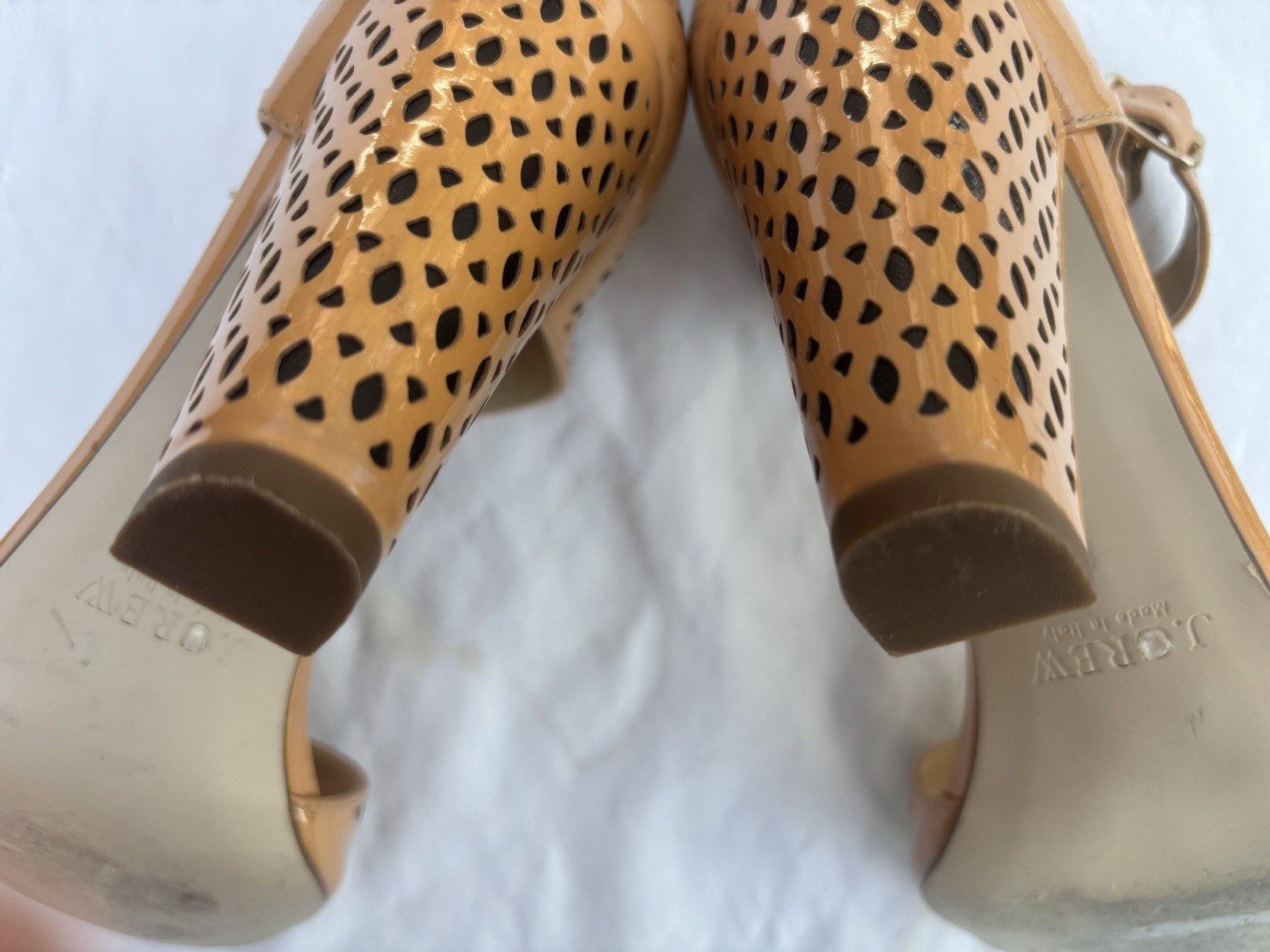 J Crew Women’s Perforated Sandals with Cut-Outs. Peach/Tan.Size 9.Made in Italy