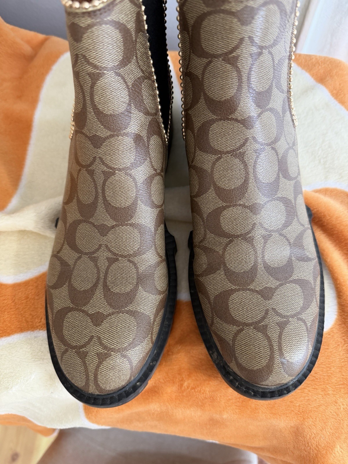 Coach Women’s Brown Signature Logo Leather Chelsea Ankle Boots Slip-On 10