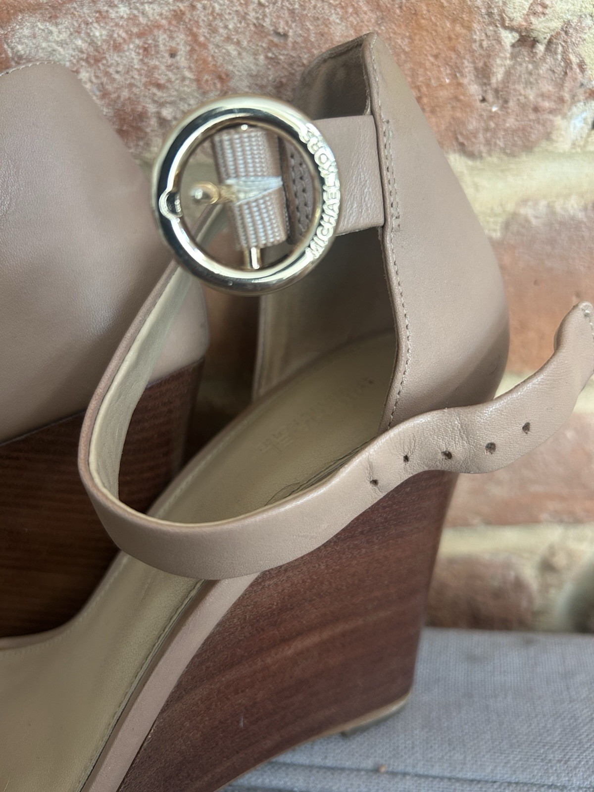 MICHAEL Michael Kors Women’s Beige/Brown Leather Wedge Sandals 9.5