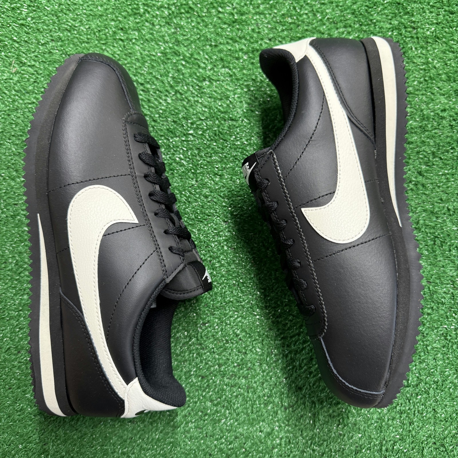 Nike Cortez Leather Black Pale Ivory Womens DN1791-006 NEW Multi Sz