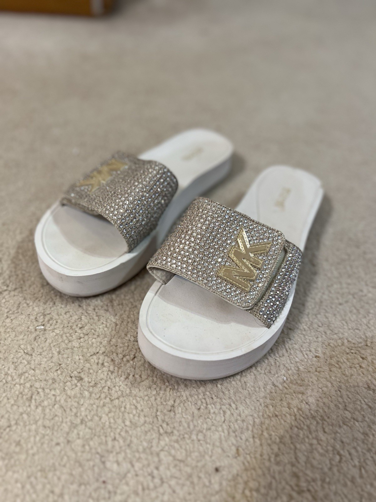 Michael Kors MK Rhinestone Slide Sandals White Gold Logo Women’s Size 8