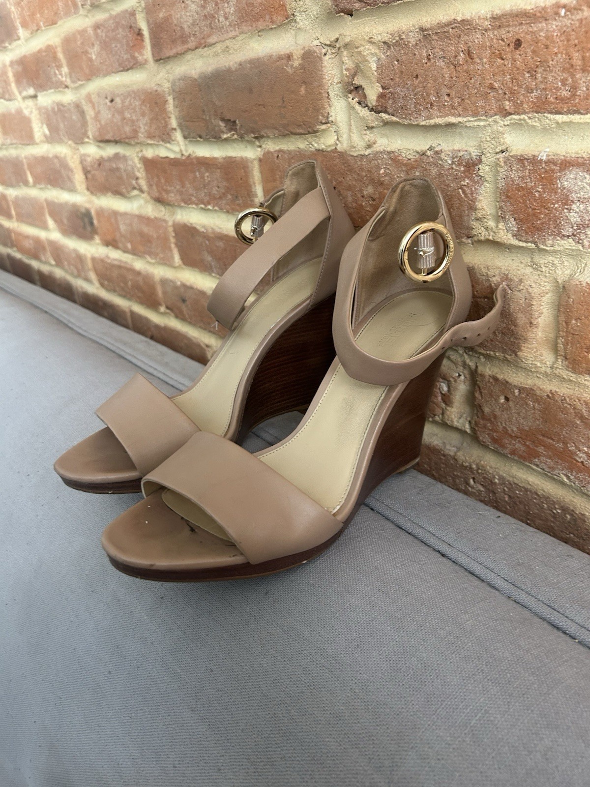 MICHAEL Michael Kors Women’s Beige/Brown Leather Wedge Sandals 9.5