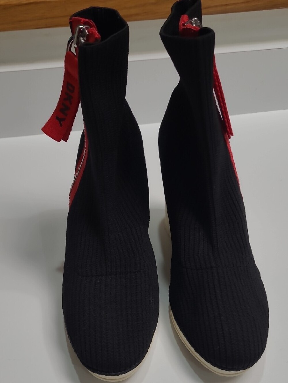 DKNY Black Knit Wedge Sneakers Stretch Sock Boots with Red Zip Trim – Size 9