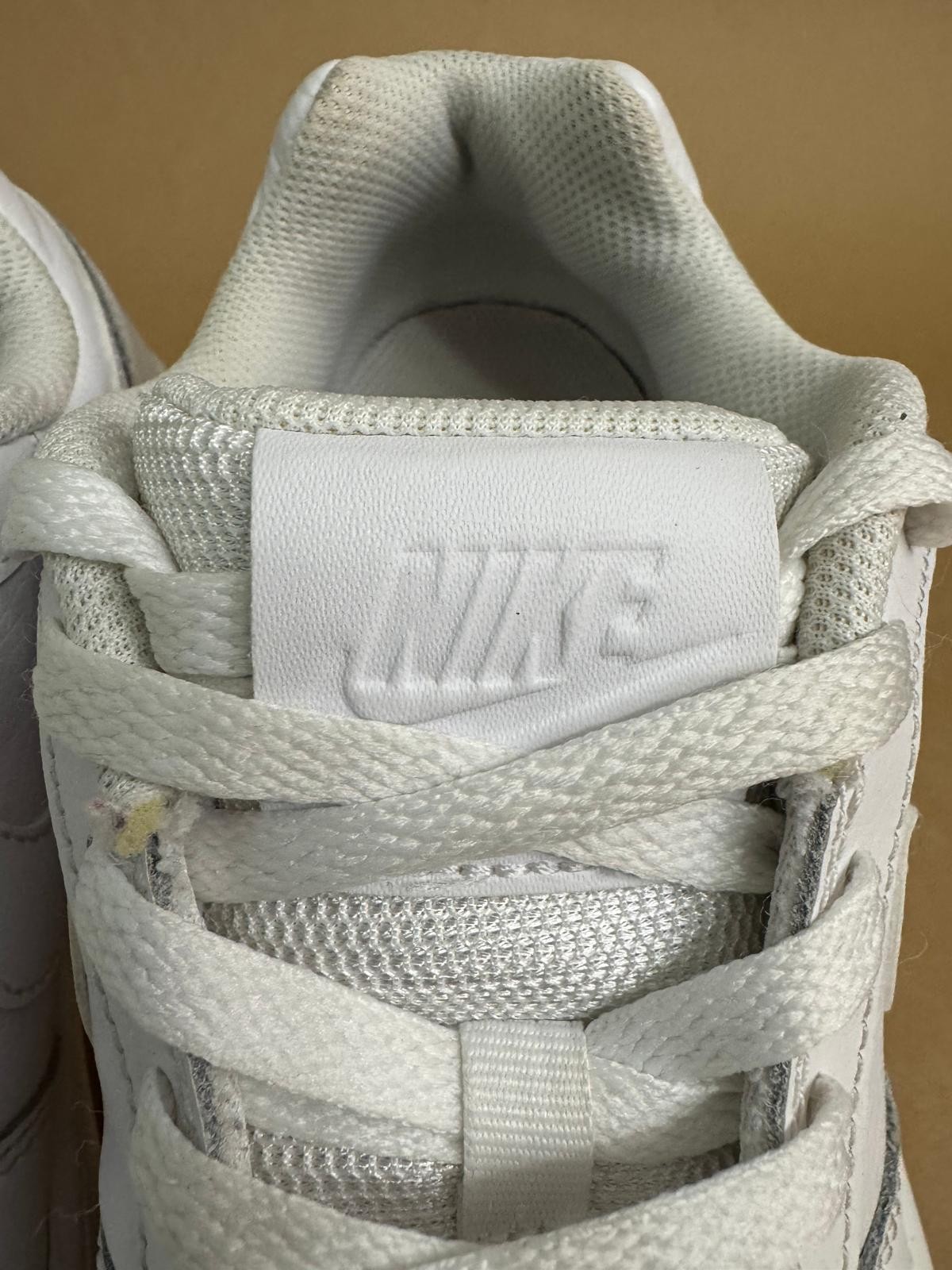 Nike Ebernon Low Top Triple White Women’s 8.5 Casual Athletic Sneakers