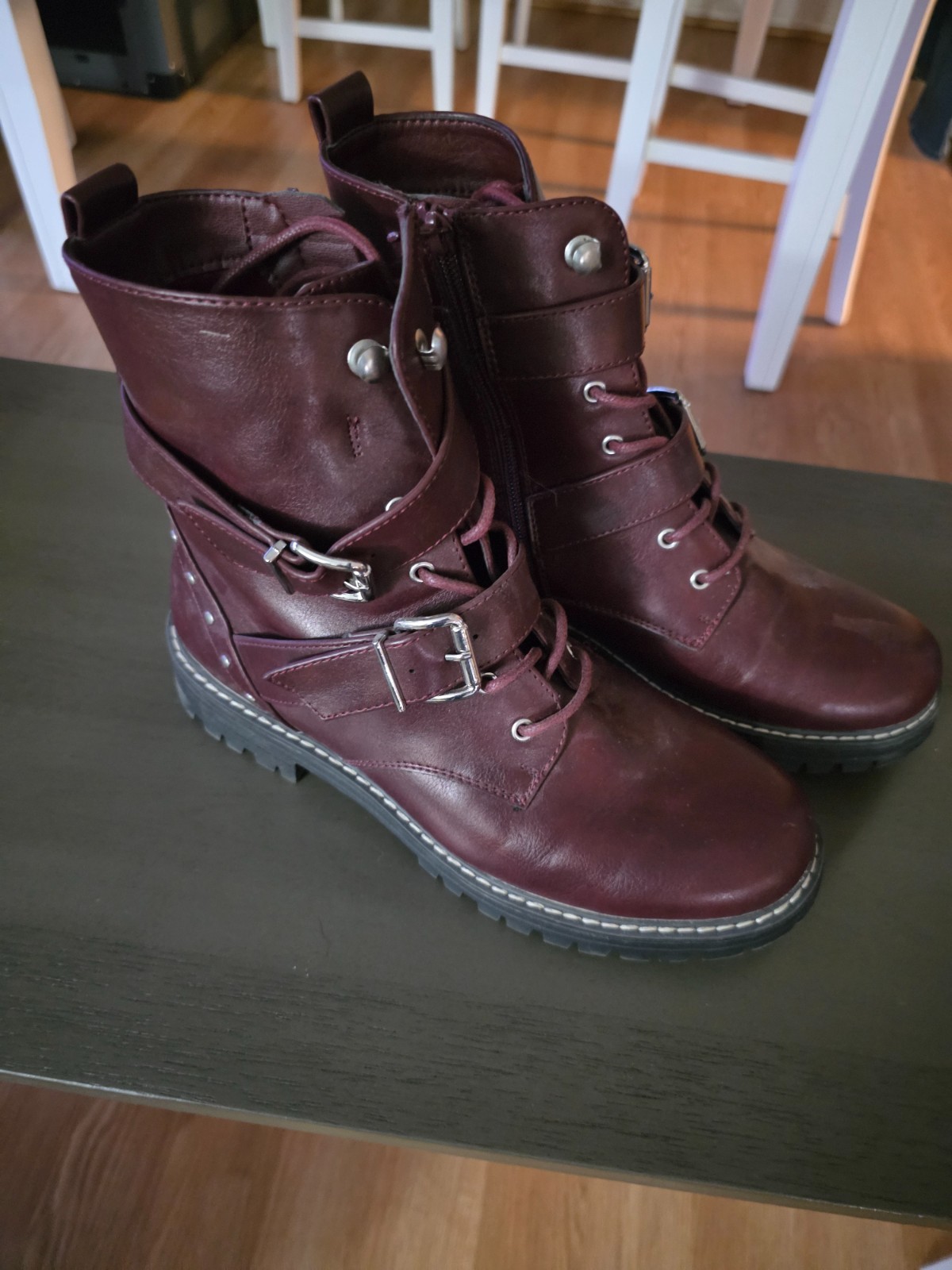 Cute red/brown boots. Never worn! SO brand 9.5 in US sizes womens.