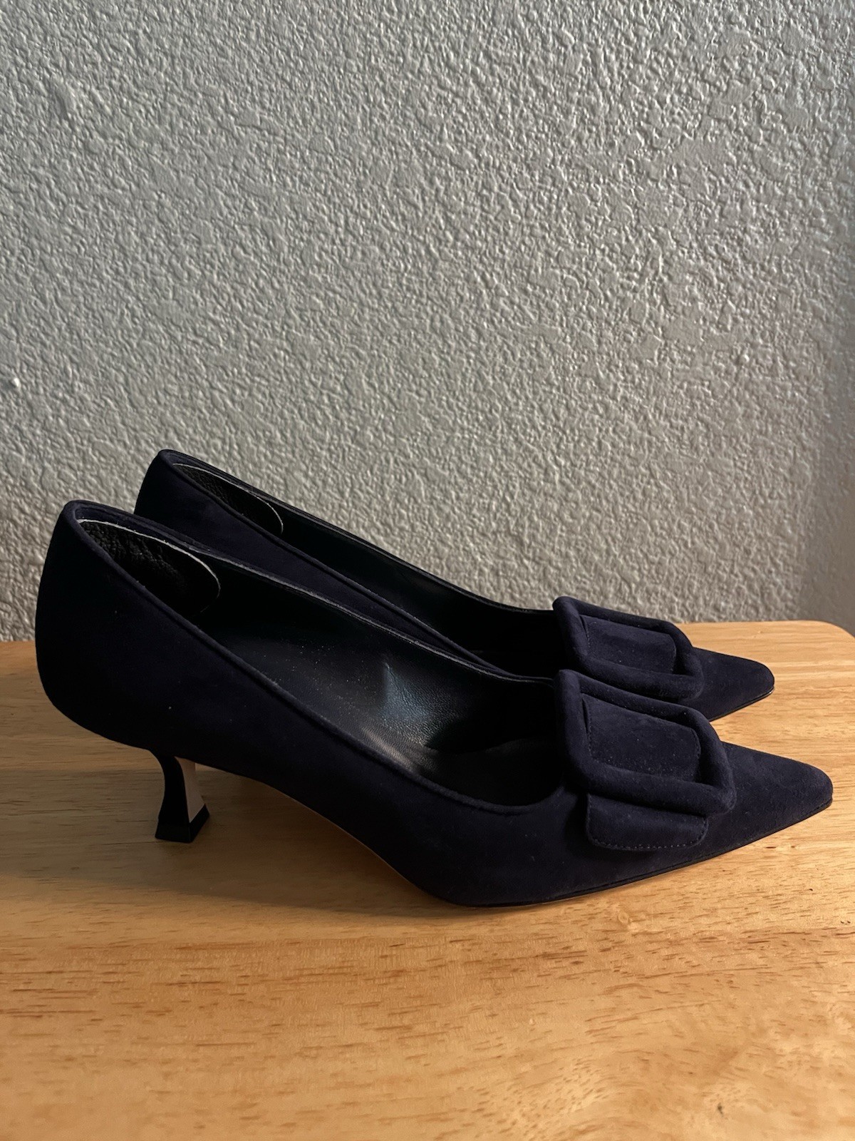 Manolo Blahnik Blue Suede Pointed Toe Pump Heels w/ Buckle Accent, US 6