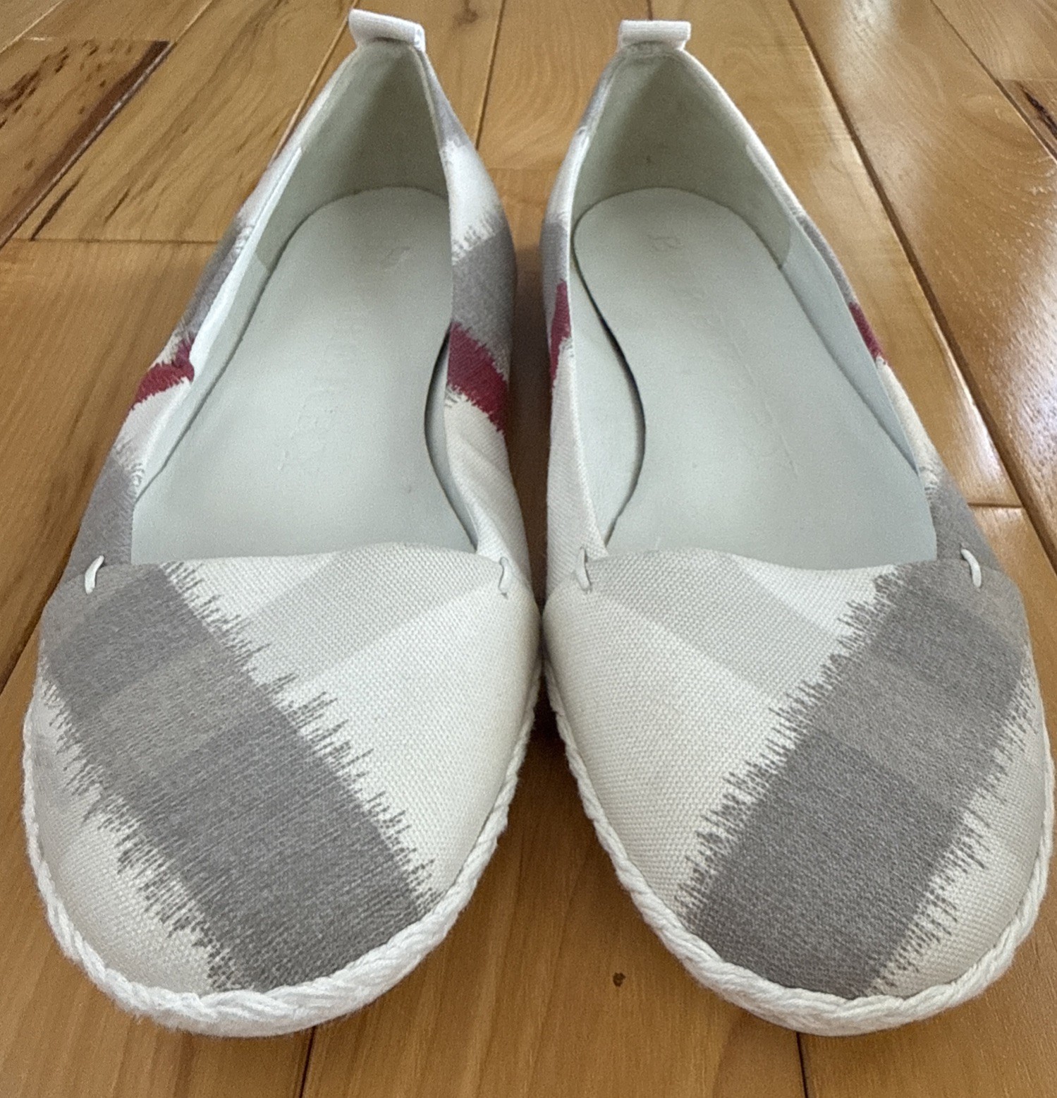 BURBERRY Nova Check Espadrille Flats Slip On Women’s Size 41 Multi