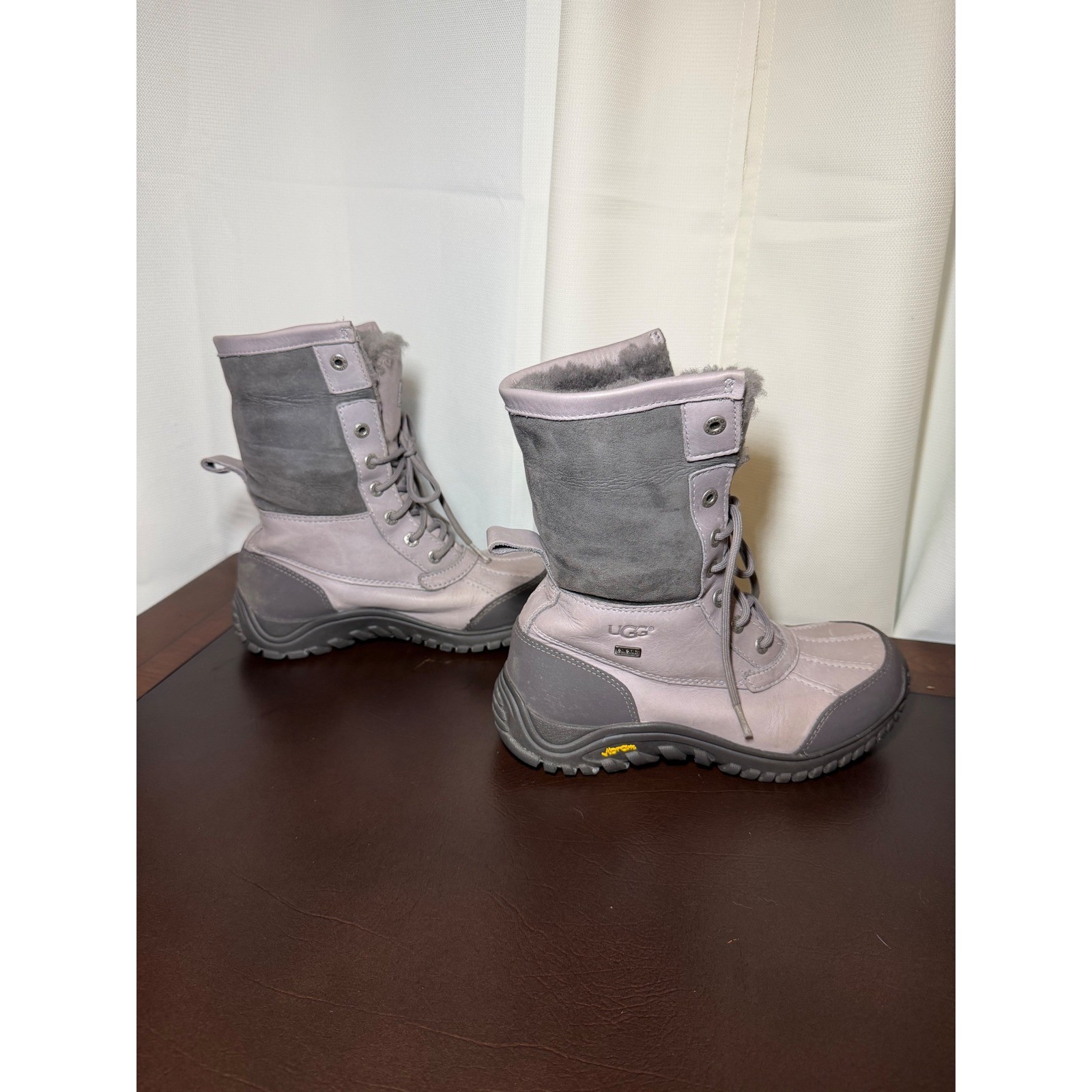 UGG Adirondack II Waterproof Winter Boots Lavender Grey Leather Suede Size 8