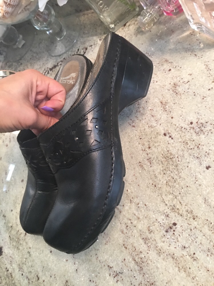 DANSKO «Pippa» Thermoplastic Clogs/Mules Cutout Studded 41 = US 10.5-11