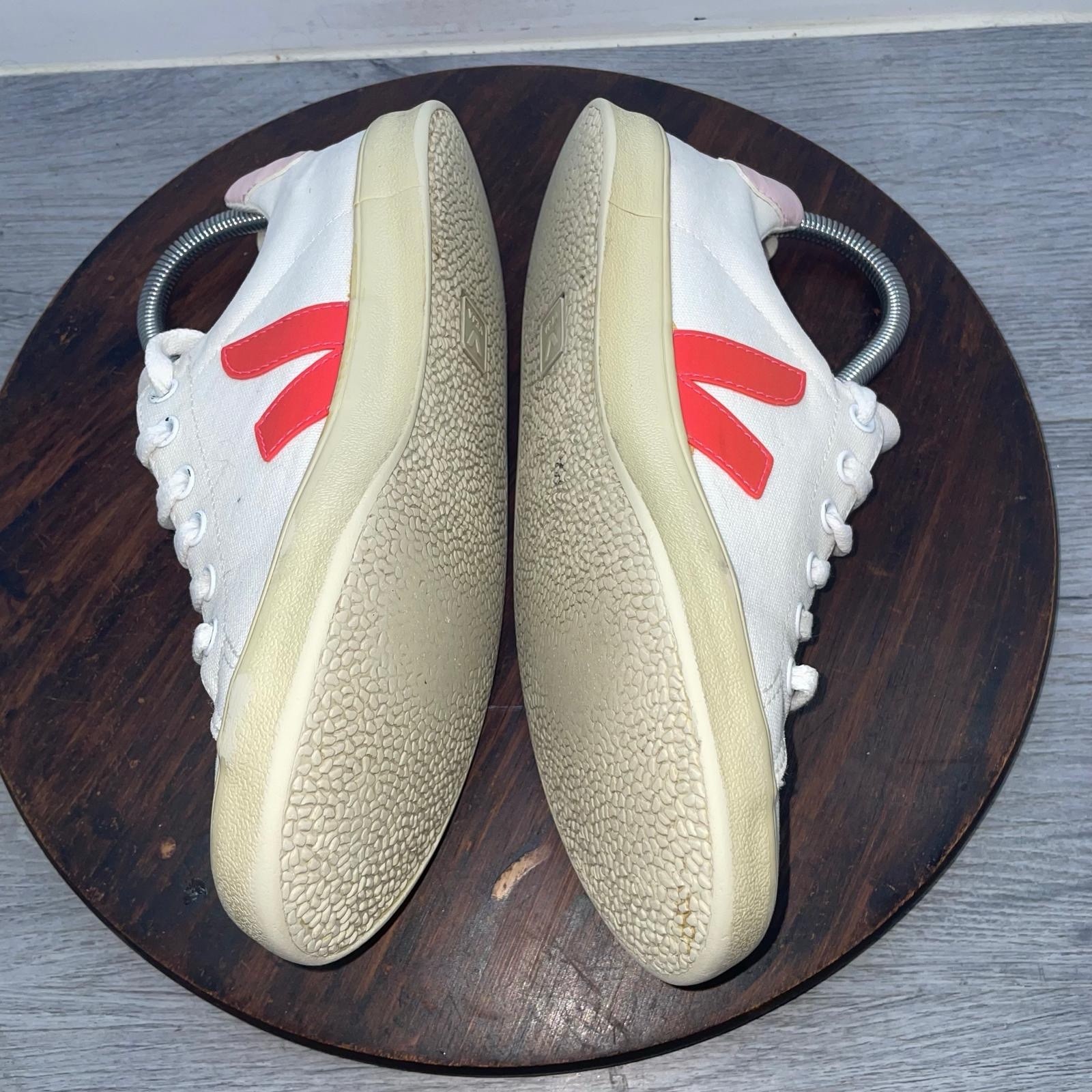 Veja Esplar Logo Sneakers Women’s Size 7 White Red Shoes Classic Comfort Canvas