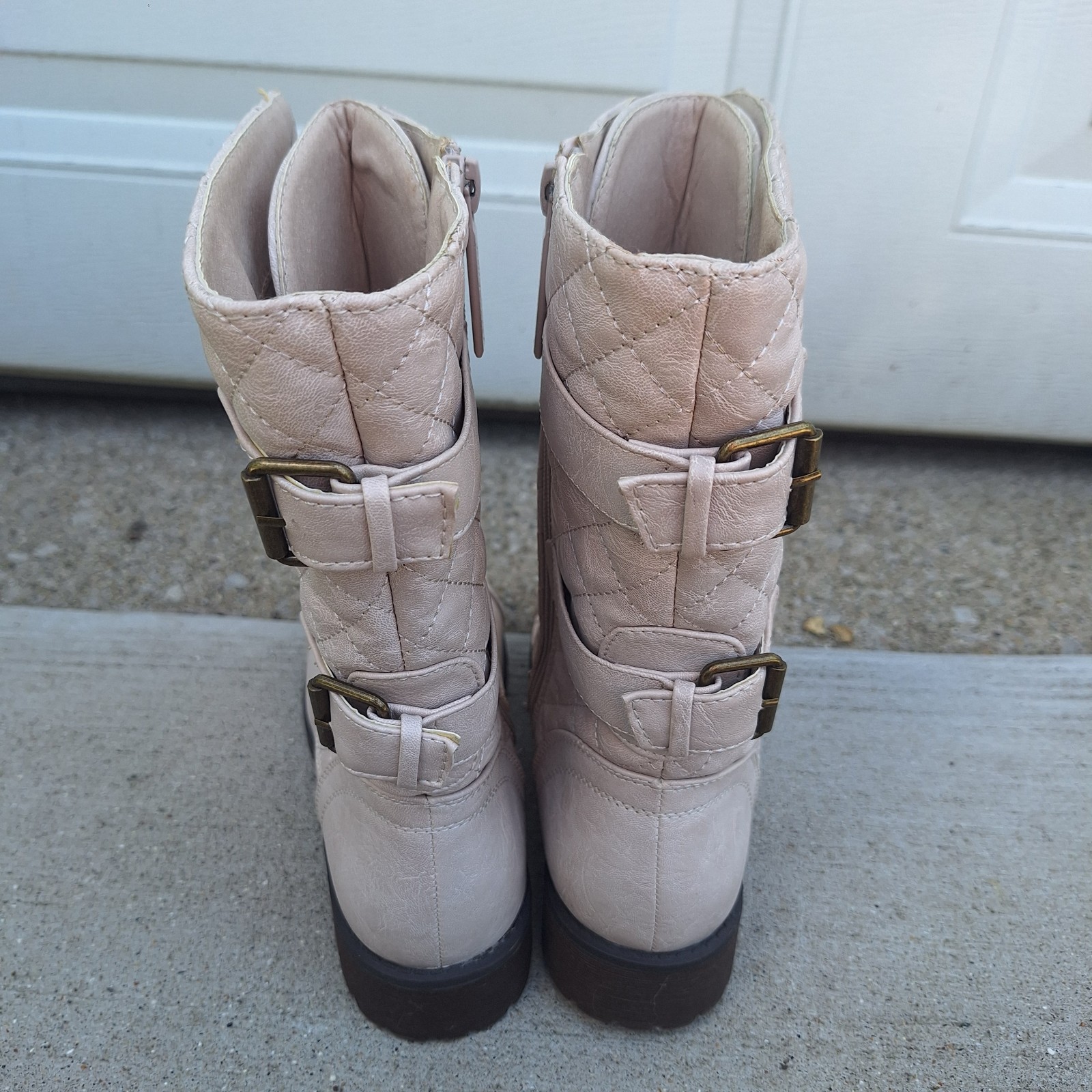 Combat Boots Daily Shoes Chunky Heel Size 7.5 Hiking Outdoors Gorpcore Trails
