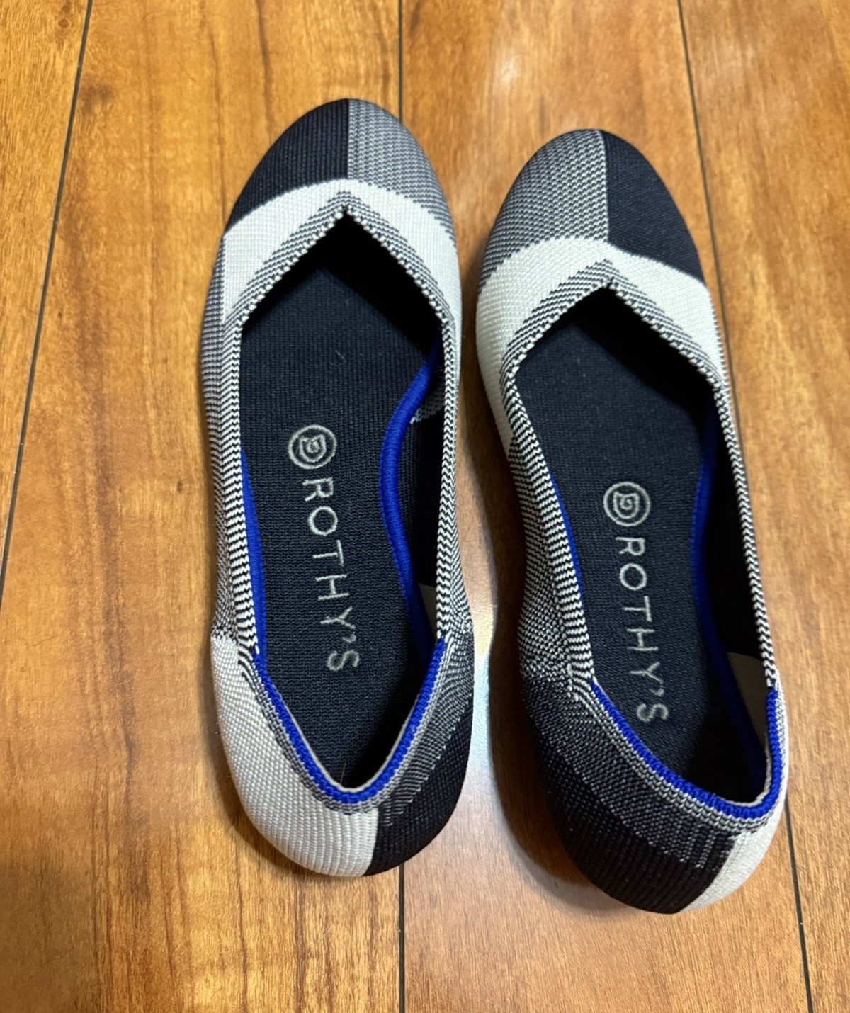 Rothy’s Women’s Knit Ballet Flats Slip-On Geometric Round Toe Black/White/Blue 8