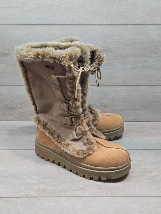 Vintage Skechers Women 45708 Faux-Fur Lace-Up Winter Boots Suede Upper 7.5 Shoes